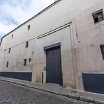 Apartamento En Monumento Historico Nacional Corral Del Conde-Duque De Olivares