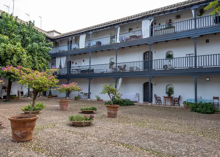 Apartamento En Monumento Historico Nacional Corral Del Conde-Duque De Olivares