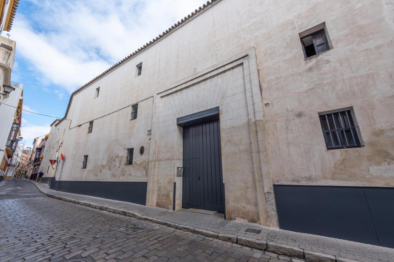 Appartement En Monumento Historico Nacional Corral Del Conde-duque De Olivares