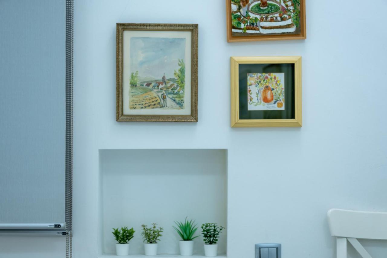 En Monumento Historico Nacional Corral Del Conde-duque De Olivares Appartement