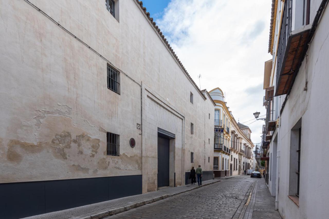 En Monumento Historico Nacional Corral Del Conde-duque De Olivares Appartement Séville