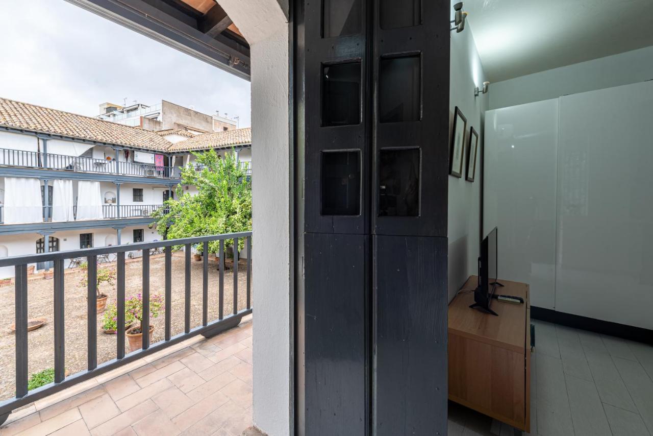 Appartement En Monumento Historico Nacional Corral Del Conde-duque De Olivares