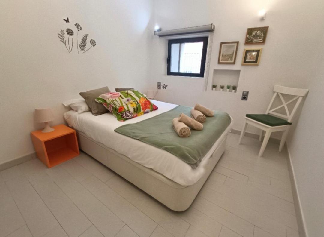 En Monumento Historico Nacional Corral Del Conde-duque De Olivares Appartement Séville
